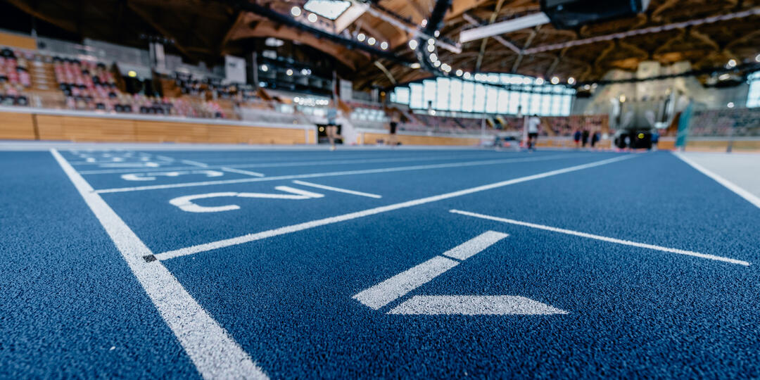 Couloirs centraux de la piste d'Athlétisme Arena