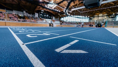 Couloirs centraux de la piste d'Athlétisme Arena Couloirs centraux de la piste d'Athlétisme Arena